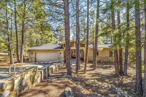2378 N Cypress Point Dr, Flagstaff, AZ 86004