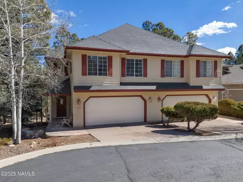 2160 N Old Stump Way, Flagstaff, AZ 86004