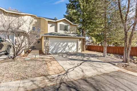 4588 E Allison Dr, Flagstaff, AZ 86004
