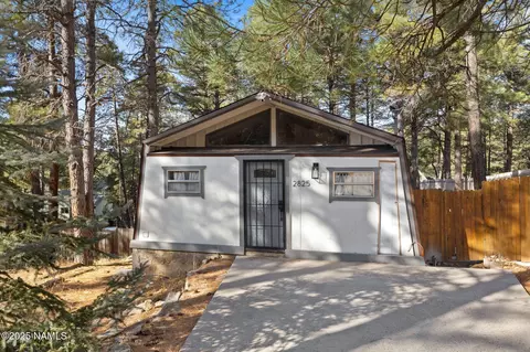 2825 Oraibi Ovi Ovi, Flagstaff, AZ 86001