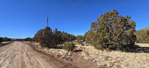 1571 E Brook Hill Rd, Williams, AZ 86046 photo 2