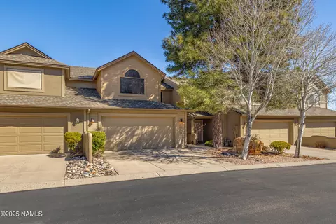 5962 E Mountain Oaks Dr, Flagstaff, AZ 86004