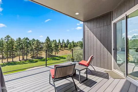 4139 E Woodridge Ln, Flagstaff, AZ 86004