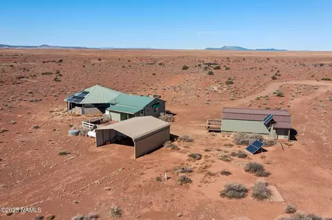 42 Red Dog Rd, Winslow, AZ 86047
