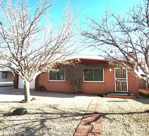 611 W Henderson St, Winslow, AZ 86047