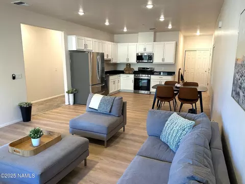 1650 E Ponderosa Pkwy #312, Flagstaff, AZ 86001