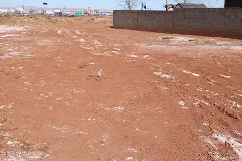 1840 Iron Horse Dr, Winslow, AZ 86047