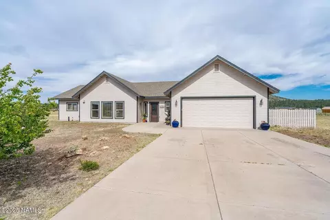 9405 N Bryant Rd, Flagstaff, AZ 86004