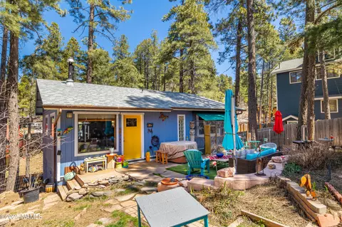 739 Cherokee, Flagstaff, AZ 86005 photo 1