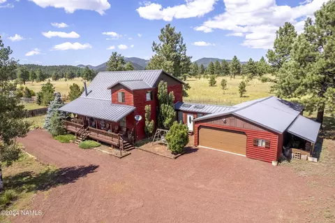13703 E King John Rd, Parks, AZ 86018