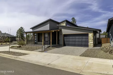 2725 S Vega St, Flagstaff, AZ 86001