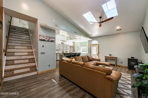 Entry Way - 23 E Judy St, Flagstaff, AZ 86005 photo 1 of 5