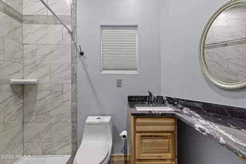 Bath - 23 E Judy St, Flagstaff, AZ 86005 photo 6 of 8