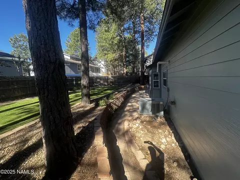Exterior - 23 E Judy St, Flagstaff, AZ 86005 photo 6 of 9