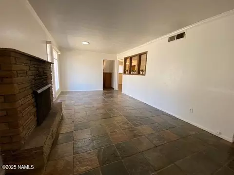 Living - 2713 Elder Dr, Flagstaff, AZ 86004 photo 1 of 1