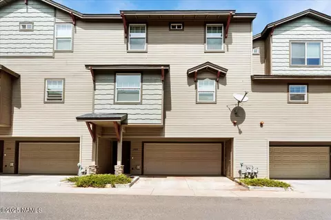 2496 W Pikes Peak Dr, Flagstaff, AZ 86001