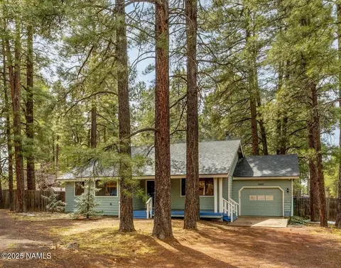 2828 Kweo Trl, Flagstaff, AZ 86005