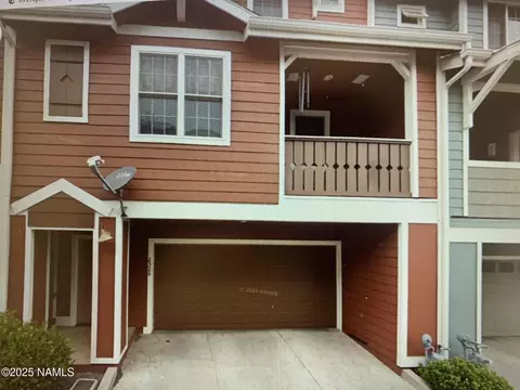 2328 W Silverton Dr, Flagstaff, AZ 86001