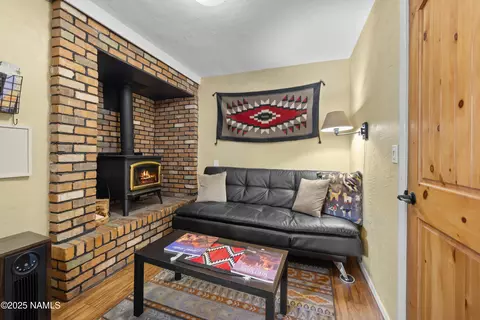 Living - 890 E David Dr, Flagstaff, AZ 86001 photo 4 of 6