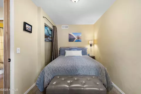 Bedroom - 890 E David Dr, Flagstaff, AZ 86001 photo 2 of 6
