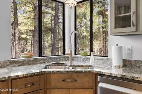 Kitchen - 890 E David Dr, Flagstaff, AZ 86001 photo 2 of 4