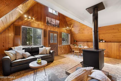 2933 Wakas Trl, Flagstaff, AZ 86005