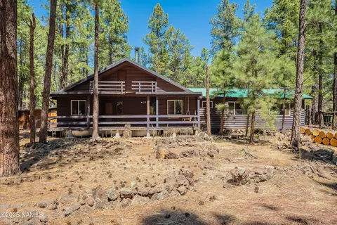 7621 E Jolly Rogue Ln, Williams, AZ 86046