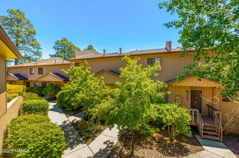 2404 N Earle Dr, Flagstaff, AZ 86004