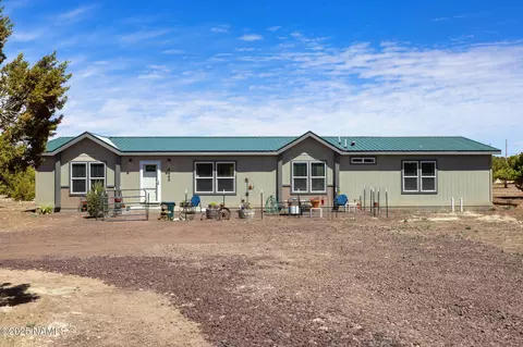 6448 N Cliff Rose, Williams, AZ 86046