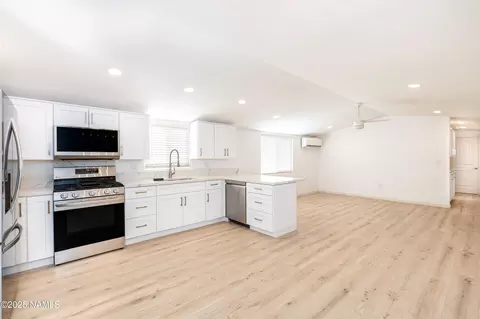 502 E Rodeo Rd, Williams, AZ 86046 photo 7