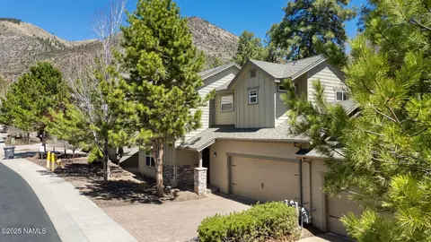 4056 N Pipit Pl, Flagstaff, AZ 86004