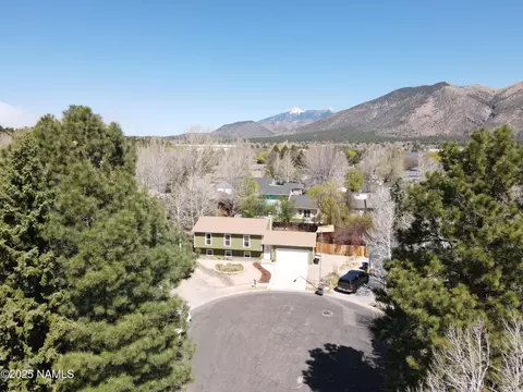 View/Area - 3930 E Thrush Ln, Flagstaff, AZ 86004 photo 1 of 3
