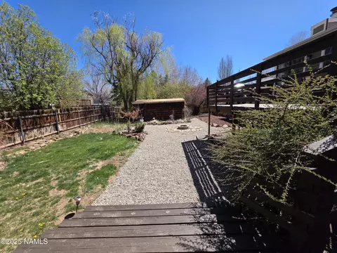 Exterior - 3930 E Thrush Ln, Flagstaff, AZ 86004 photo 7 of 19