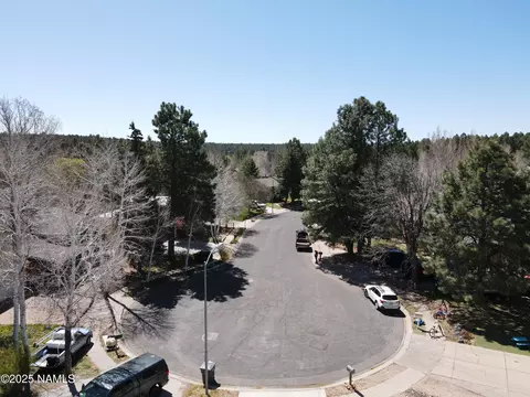 View/Area - 3930 E Thrush Ln, Flagstaff, AZ 86004 photo 3 of 3