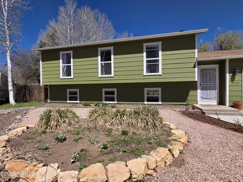 Exterior - 3930 E Thrush Ln, Flagstaff, AZ 86004 photo 6 of 19