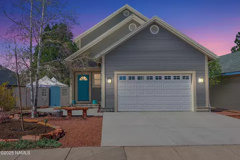 673 N Pine Cliff Dr, Flagstaff, AZ 86001