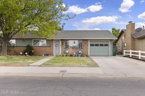 803 W Hillview St, Winslow, AZ 86047