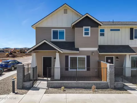 12194 Solid Rock Dr, Bellemont, AZ 86015