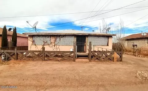 315 S Gorman Ave, Winslow, AZ 86047