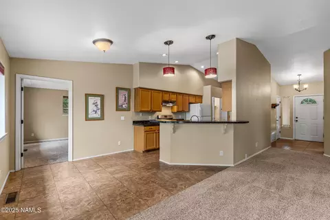 69 E Mohawk Dr, Flagstaff, AZ 86005 photo 10