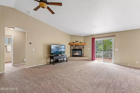 69 E Mohawk Dr, Flagstaff, AZ 86005 photo 7