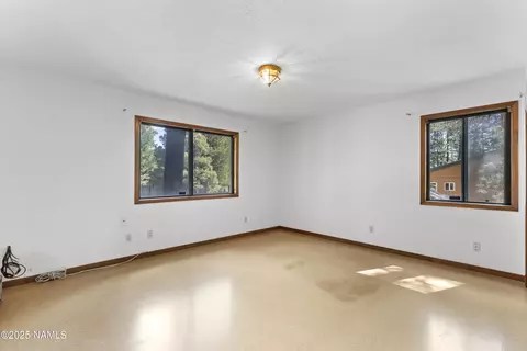 Bedroom - 5241 E Mount Pleasant Dr, Flagstaff, AZ 86004 photo 2 of 3