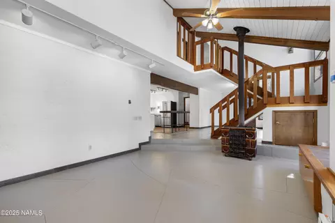 Living - 5241 E Mount Pleasant Dr, Flagstaff, AZ 86004 photo 3 of 4