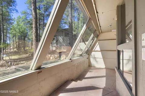 Exterior - 5241 E Mount Pleasant Dr, Flagstaff, AZ 86004 photo 4 of 9