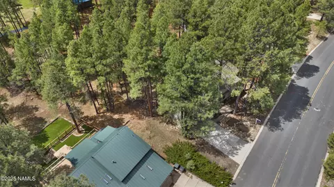 View/Area - 5241 E Mount Pleasant Dr, Flagstaff, AZ 86004 photo 2 of 16