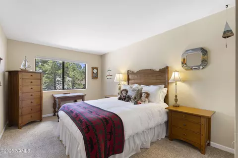 Bedroom - 5115 E Mt Pleasant Dr, Flagstaff, AZ 86004 photo 4 of 4
