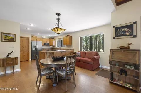 Dining - 5115 E Mt Pleasant Dr, Flagstaff, AZ 86004 photo 2 of 2