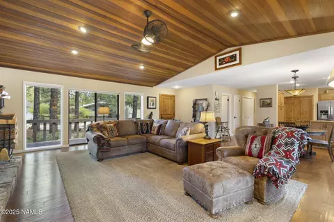5115 E Mt Pleasant Dr, Flagstaff, AZ 86004