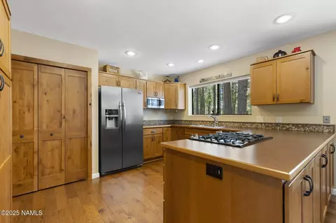 Kitchen - 5115 E Mt Pleasant Dr, Flagstaff, AZ 86004 photo 1 of 5