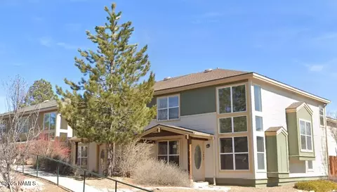 1477 E Russ Way, Flagstaff, AZ 86001